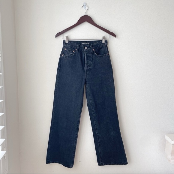 Aritzia Denim Forum The Farrah Hi Rise Wide Leg Jean in Black Eyeliner
Size 24 - Picture 6 of 13